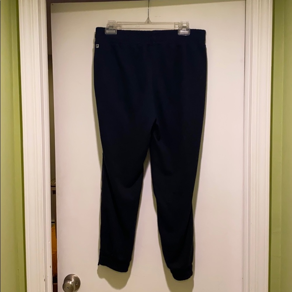 Jogger - Picture 4 of 7